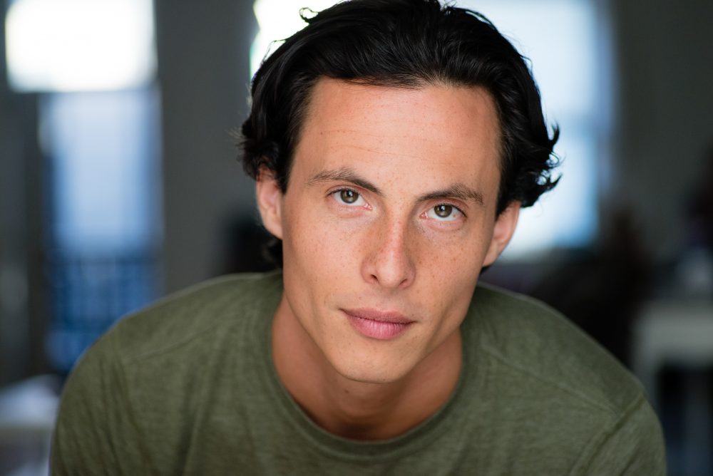 actor-headshot-chicago-micah-figueroa