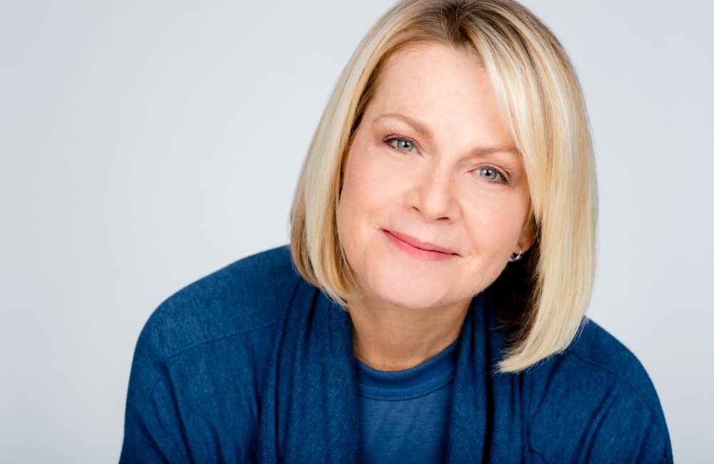 actor-headshot-laurie-carter-rose